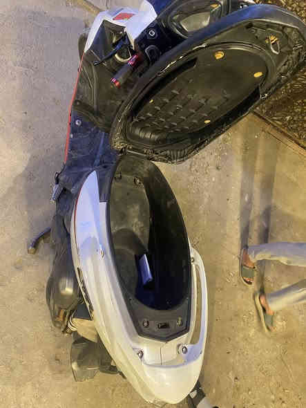 يا الله ثعلب جئ تي آر مكفوله مال رنبه صالها أربع تشهر من نازله رايدها ٩٥٠ وبيها مجال اوراق كامله كبل اترقم مكاني بغداد الغزاليه شارع الضغط رقمي ***********
