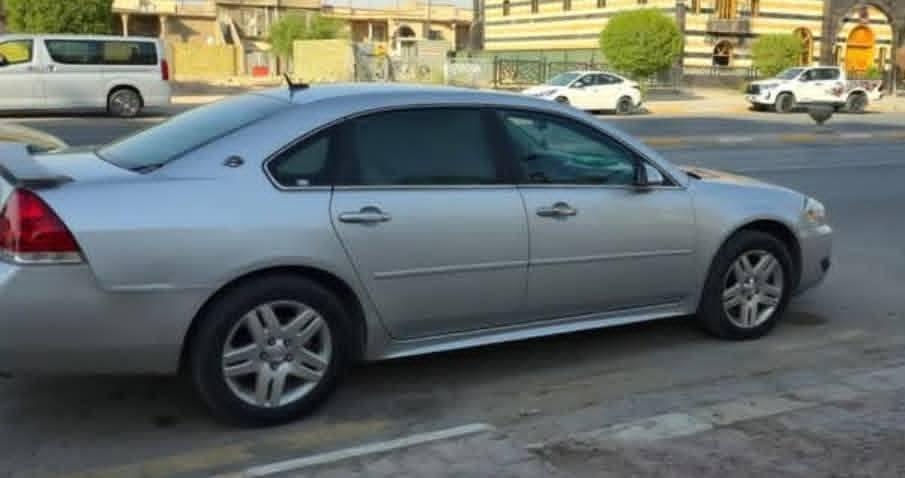 امبالا 2013
 محرك 3600
رقم جديد باسمي 
مكان السياره سماوه
السعر 95
***********
