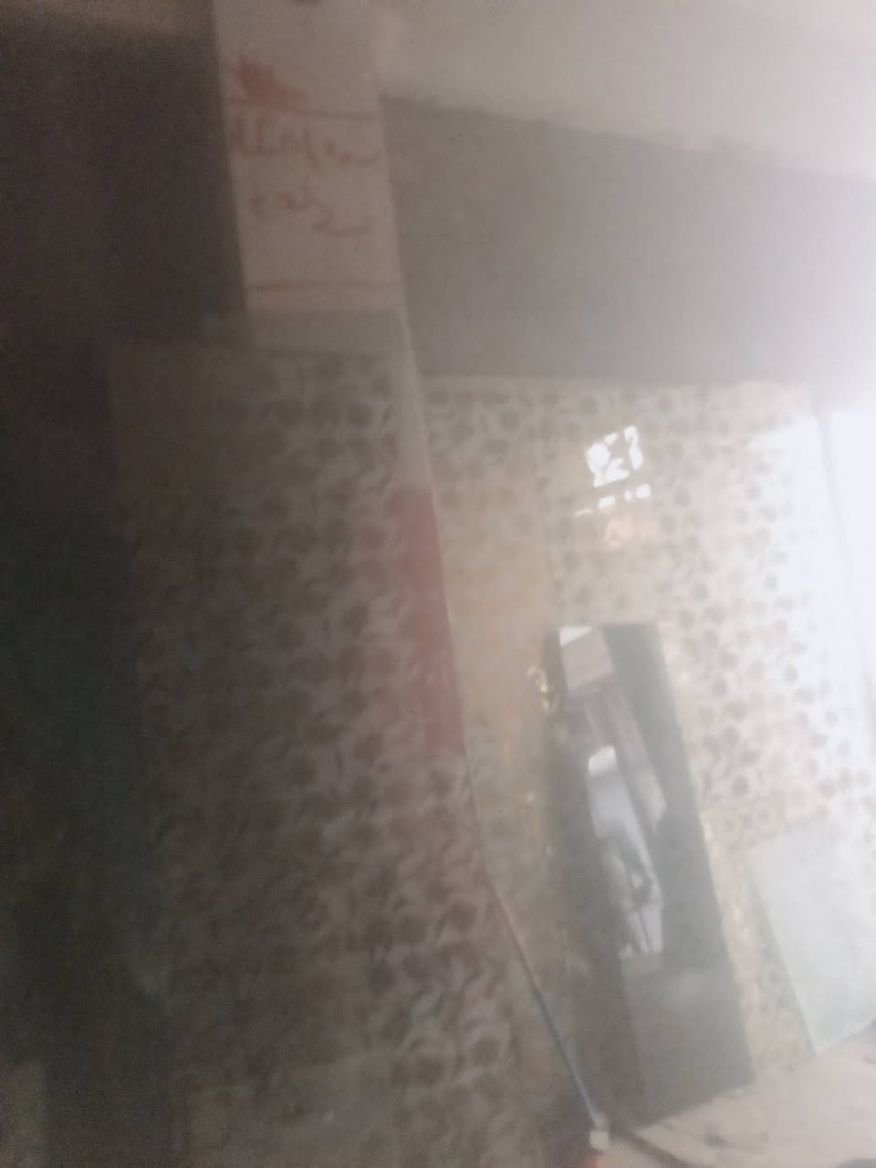 رشيد لكافه أعمال الزجاج***********
