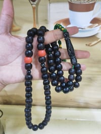 حجازي قديم • ٦٥ حبه • ١٤١ غرام