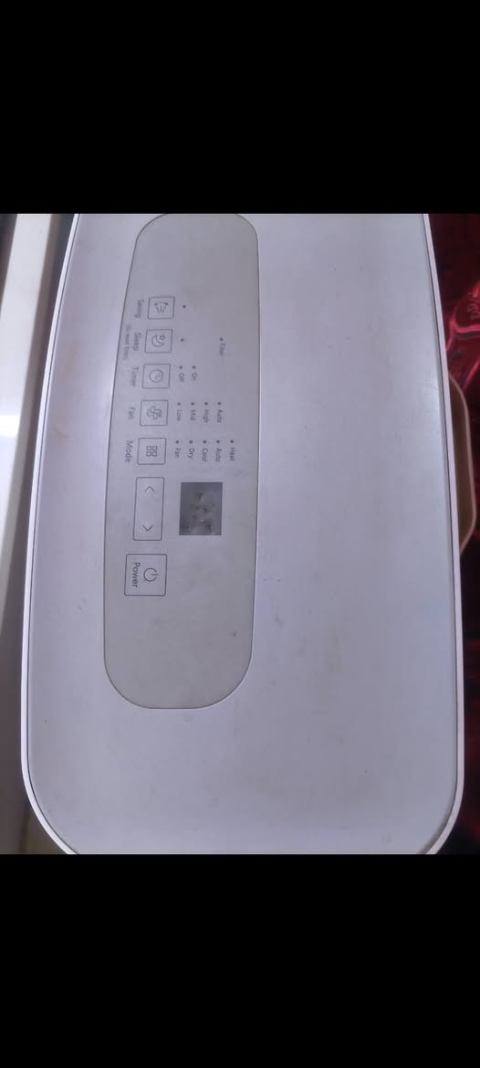 السلام عليكم البيع سبلت متنقل نضيف شغال السعر 150وبي مجال الستفسار خاص او على رقم ***********
