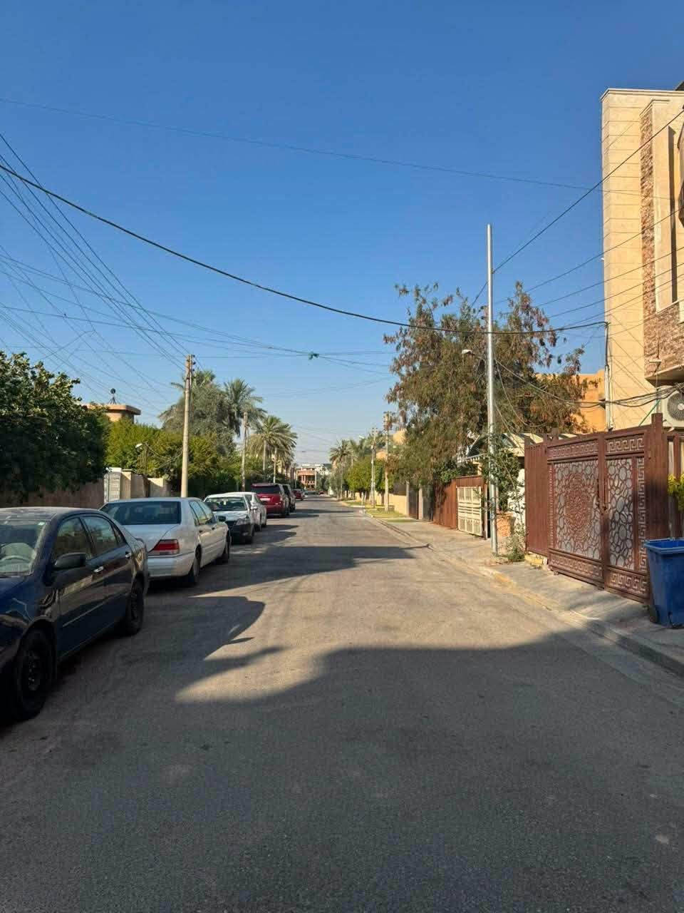 اعلان ●○● للبيع

بيت مساحه 《١٠٠ متر  》سنه البناء 《٢٠١٤ 》
الواجه 《٥ متر 》النزال 《٢٠ متر 》عرض شارع 《١٢ متر 》
الموقع حي الجهاد الاطباء بالقرب من خدمي مطار بغداد
محتويات البيت ¿¿¿¿
《٣ غرف نوم》《 ٢ خدمات》《 صاله ضيوف 》
《مطبخ حولي 》

للاستفسار مراسلة الصفحة او الاتصال

على الارقام واتساب

☎️ ***********

☎️***********

زورو موقعنا ((مــكتــب بــاب الحــارة)) في حي الجهاد مقابل ((جامـــع النــور))ومجاور(( الاطباء والخارجيه)) يوجد كافة العروضات وكافة المساحات للـــدور والاراضـــي
بإدارة 《《السيد ابو انس 》》🇮🇶🇮🇶
《حساب تيك توك 》
https://www.tiktok.com/@bab_alhara87?_r=1&_t=ZS-97SPWBaRC5c

《《موقع المكتب 》》
https://maps.app.goo.gl/6xEom8mKepEY5pcb6?g_st=ac
