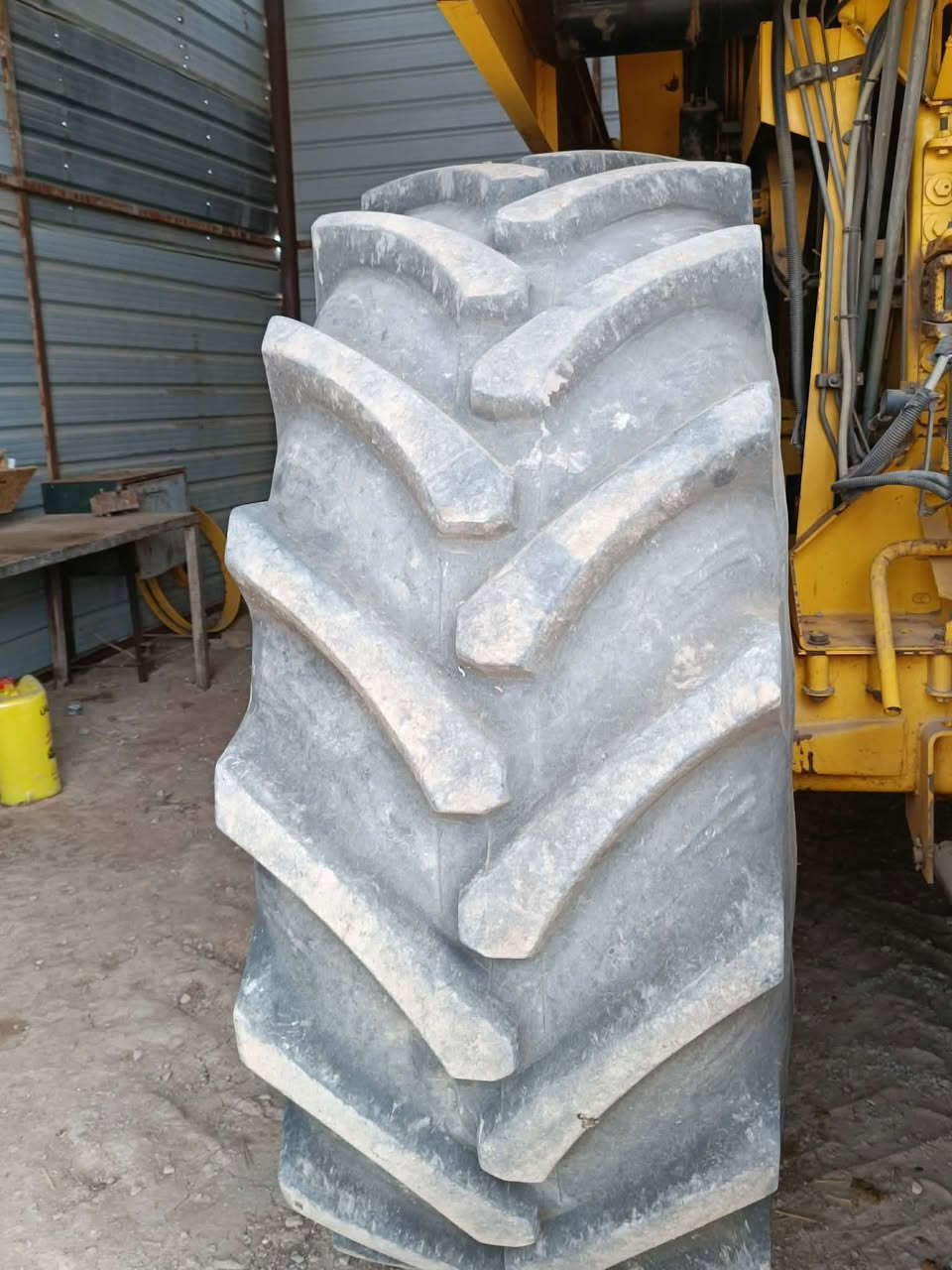 تايرات حجم 32/650
مطلوب مراوس ب32/800حرفش


**إذا كنت صاحب هذا الإعلان وتريد حذفه لأي سبب، رجاءا أرسل رسالة إلى الدعم الفني**