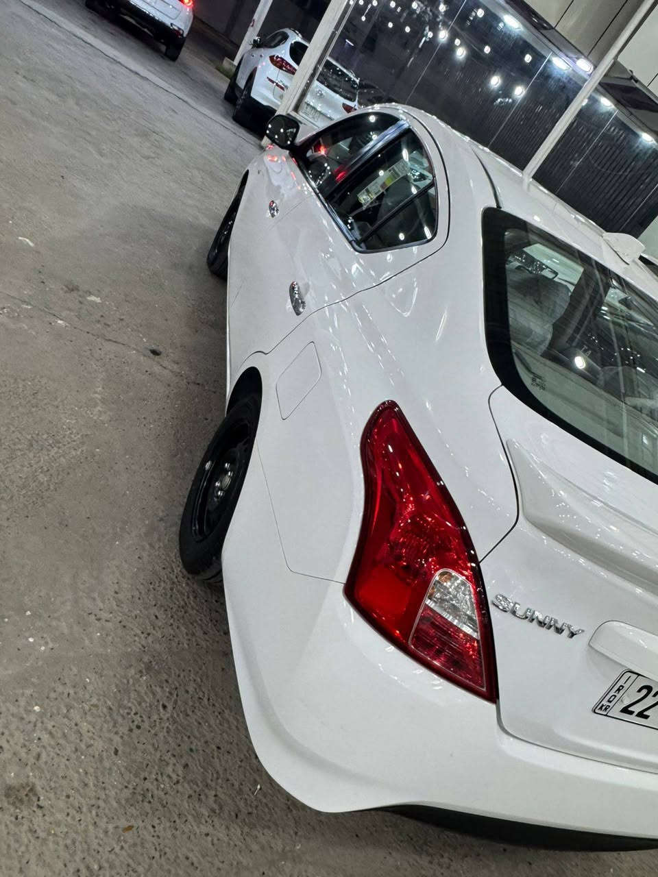 السلام عليكم نيسان صني موديل 24 ضمان شركة السور السيارة ماشية 16 الف للتواصل أو الاستفسار ***********
