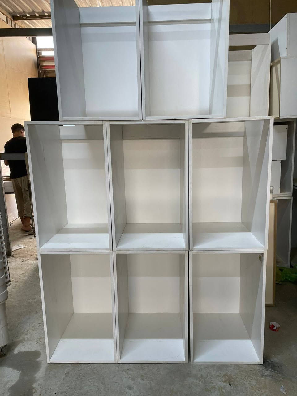 السلام عليكم الى اصحاب المعامل والمعارض والشركات
عمل كابينات مطابخ mdf وفوم وبلايوود 
لوح تركي 18 ملم [صيني ايراني ما اشتغل]
ثقيل وظهر 5 ملم وجهين
تجهيز مطابخ تركية واسبانية وايطالية
عمل فاترينات للصيدليات والكوزمتك 
عمل كناتير وغرف نوم  
بأسعار مناسبة وتجهيز بفتره قياسية
نضافة ودقة
يتوفر خدمة توصيل لجميع محافظات العراق🇮🇶
للأستفسار المراسلة او الاتصال 
العمل بالنقد فقط
***********✅
