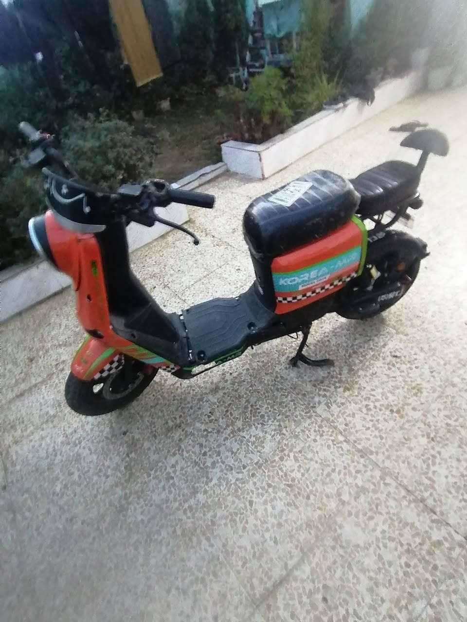 سلام عليكم
ماطور شحن للبيع جديد
R11.
نضيف مستخدم شي قليل
شرط شغال
بس بدون بطاريات
تجي تفحصو
قيم وادفع سعر
***********
