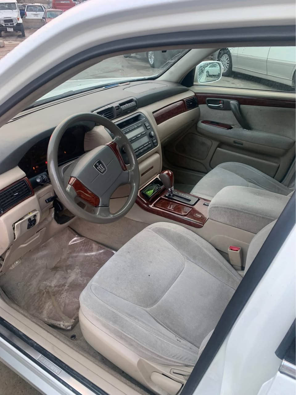 تويوتا مه ليكه مووس مووس
مؤديل ٢٠٠٢
مه كينه (d4) مه كينه بچوك
بيده عمو ليدراو 
گيرو مه كينه كاره بايي به شه رت
ته بريدو گه رمي به شه رت
ته قه و ره قه به شه رت
٤ تايه ي تازه
سعري كؤتايي ٤٥ گه لايه 
ژ.م /***********
ژ.م/*********** السليمانية, العراق
