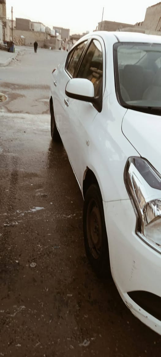 نيسان سني موديل 2019 للبيع
سياره جاهزه مابيها نقص مال بيت 
مكفوله كفاله عامه عدا ملاحظات بسيطه بالكَشر 
تخم تاير جديد 
صدر أمامي خلفي جديد 
مازدات ولايتات جدد
باتري جديد
سبايدر خلفي 
مكاني بغداد بلديات 
***********
السعر (108) بيها مجال شي بسيط
