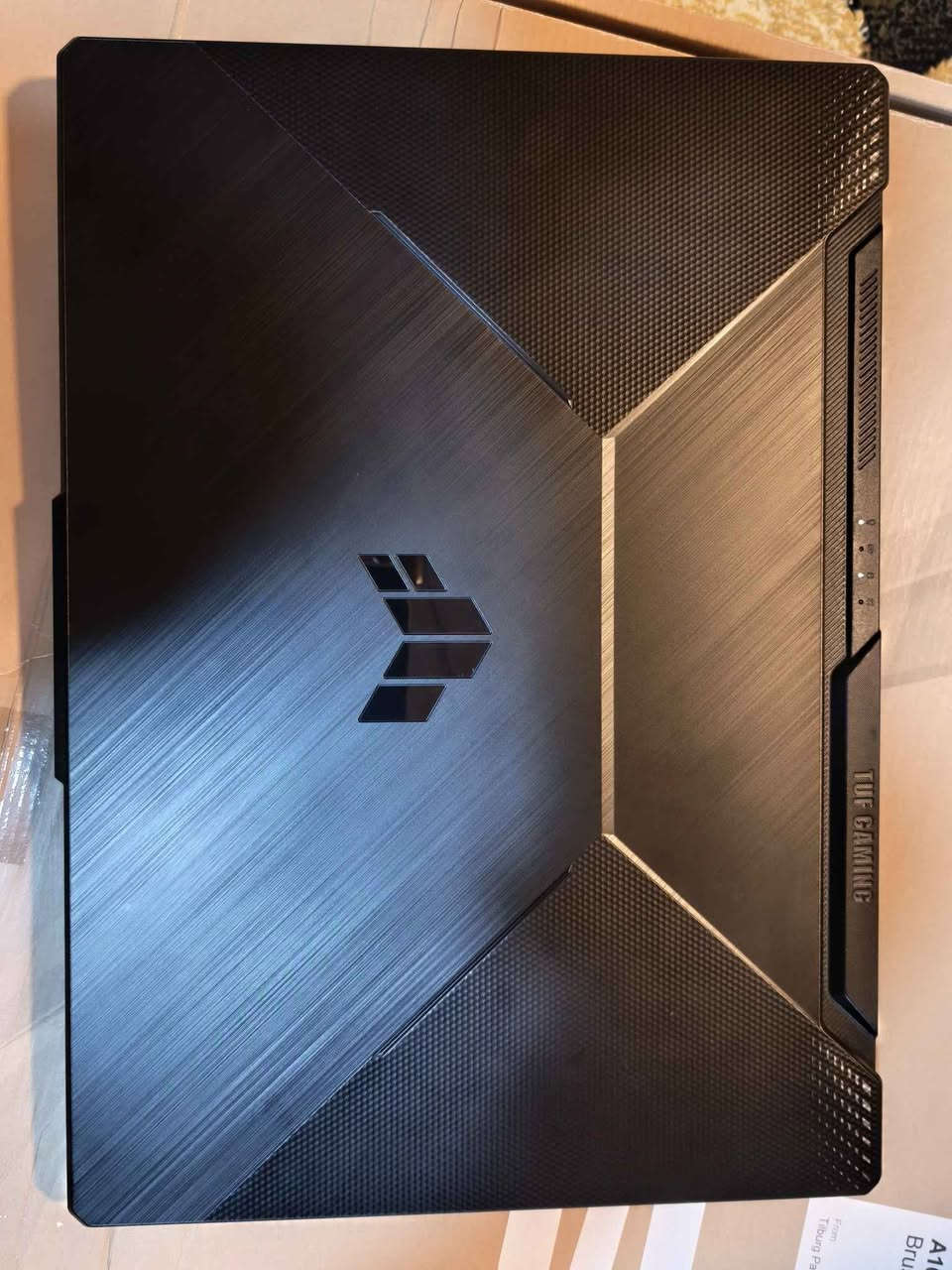 💻 ASUS TUF Gaming A15 

⚡ معالج: Intel RYZEN 7 7435HS 

⚡ كارت شاشة: NVIDIA GeForce RTX 3050 (4GB GDDR6) 

⚡ شاشة: 15.6 بوصة – FHD – 144Hz

⚡ رام: 16GB DDR5

⚡ تخزين: 512GB SSD NVMe سريع

⚡ كيبورد بإضاءة خلفية RGB

⚡ تصميم TUF العسكري المتين

📦 الجهاز معاه الكرتونة الأصلية + كل المشتملات

✅ شغال ألعاب بجرافيك عالي جدًا

✅ مثالي للبرامج الهندسية (AutoCAD – 3Ds Max – Revit – SolidWorks)

✅ ممتاز للمونتاج والتصميم والجرافيك
مستخدم شي قليل ما امبين مستخدم

الـ ASUS TUF F15 موصل, نينوى


**إذا كنت صاحب هذا الإعلان وتريد حذفه لأي سبب، رجاءا أرسل رسالة إلى الدعم الفني**