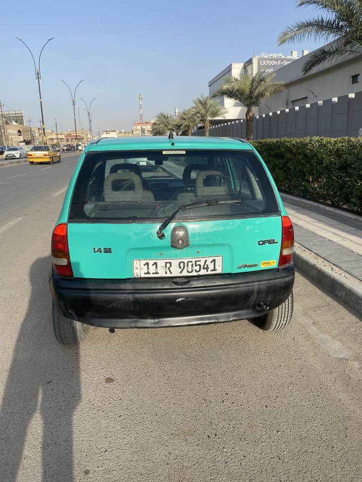 اوبل فيتا ١٩٩٥
هزة جديدة بأسمي سنوية لحد 2030
اوتماتيك 
محرك ١٤٠٠ مسكر 
تخم تايرات جديد 
السيارة بلادية بدون صبغ بس الصدنوك مصبوغ 
محرك و كير قبل ٢٠ يوم شادهة 
السيارة كاملة يرادلهة بس دبلات خلفية شوية تعبانة 
مكاني السيدية 
للاستفسار *********** 
السعر ٢٨ و بيهة مجال
