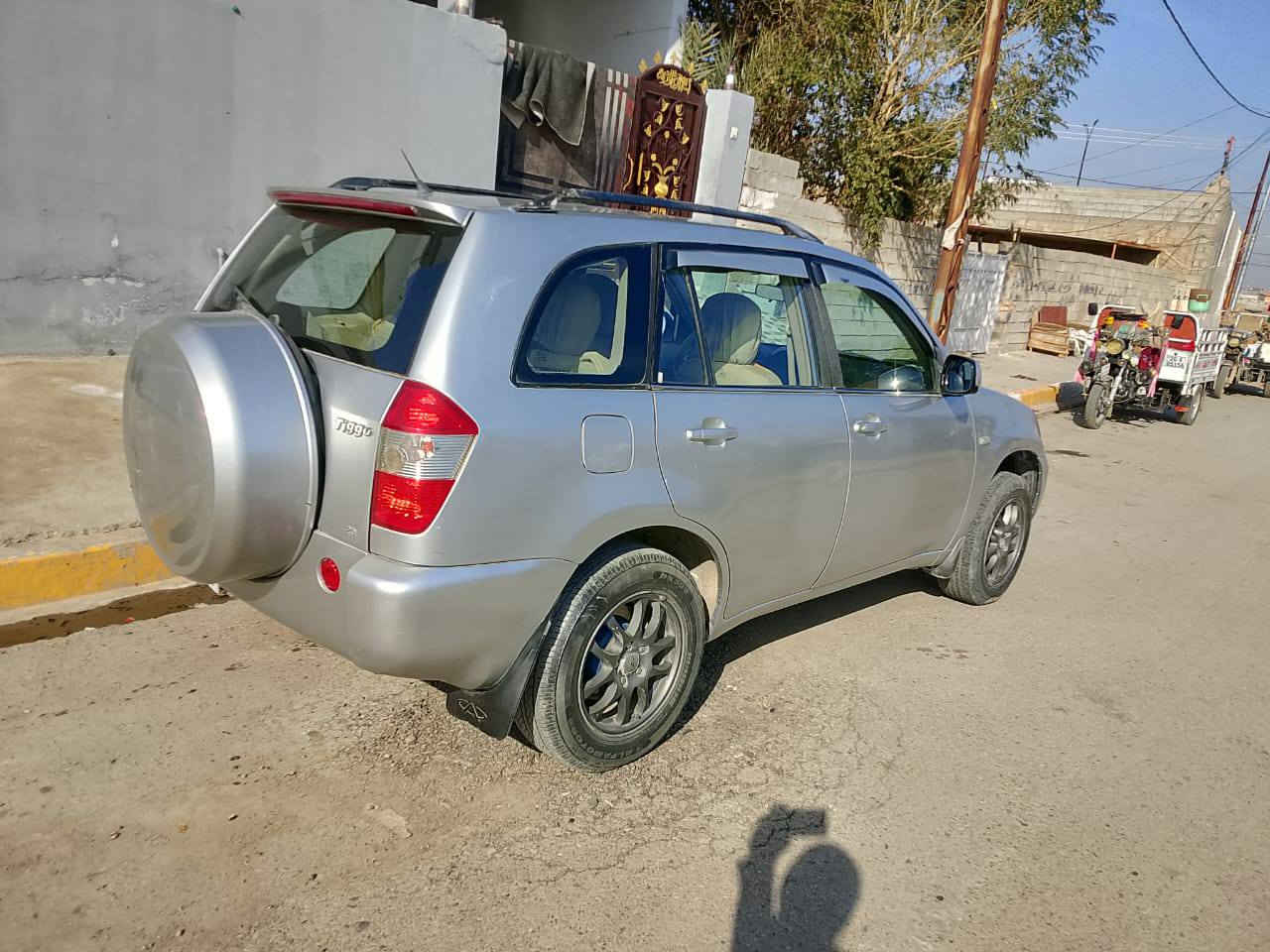 سياره تيكو 2011 للبيع السعر 50ورقه وبيه مجال سياره نضيفه كلش مصبوغه جماليه رقم الهاتف : ***********
