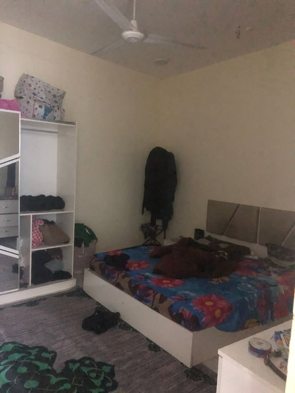 السلام عليكم

🔥 فرصة مميزة – بيت للبيع بناء حديث جداً 🔥

🏡 بيت طابقين للبيع
📐 المساحة: 100 متر
▫️ الواجهة: 5 متر
▫️ النزال: 20 متر
📄 الطابو: زراعي سند 25

📍 الموقع: الكرامة الأولى

🔹 تفاصيل البيت:
▪️ الطابق الأرضي:
مطبخ + استقبال + غرفة + مجمع صحيات

▪️ الطابق الثاني:
غرفتين + هول + مجمع صحيات

✨ بناء حديث سنة 2023 – البيت نظيف وجاهز للسكن

📞 للاستفسار والحجز:
مكتب ريسيل للعقار والمقاولات
📱 ***********
اتصال أو واتساب

#عقارات_الحلة
#بيع_بيوت
#الكرامة

وهاي نسخة قصيرة قوية للر
