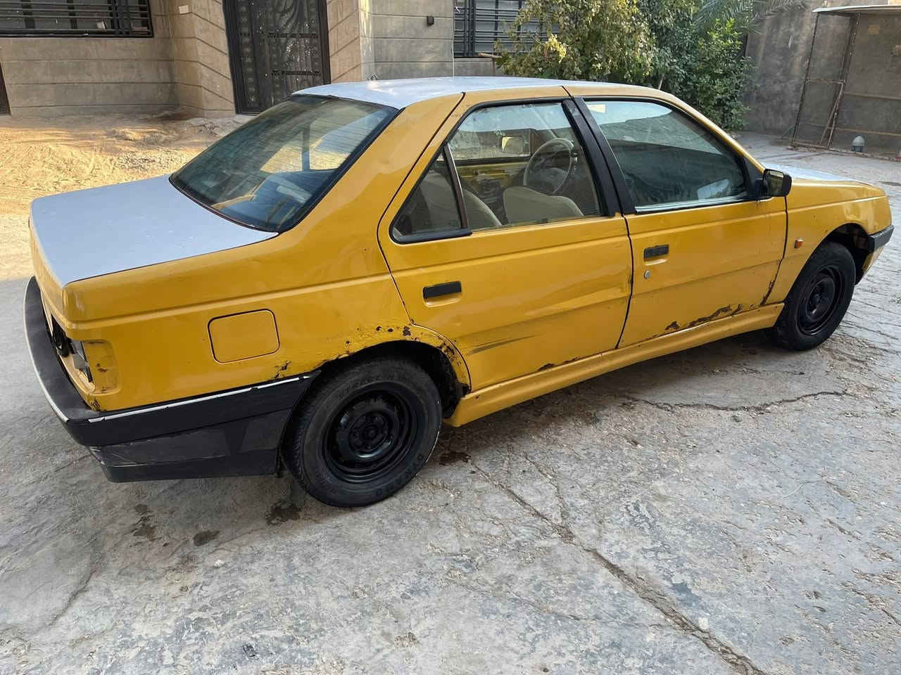 بيجو روا 2009 محرك وكير جدد رقم كربلاء ماندل راعيهة اتكفل سرقه او عشائر السعر 8 ورقات مكانها كربلاء طويريج ***********
