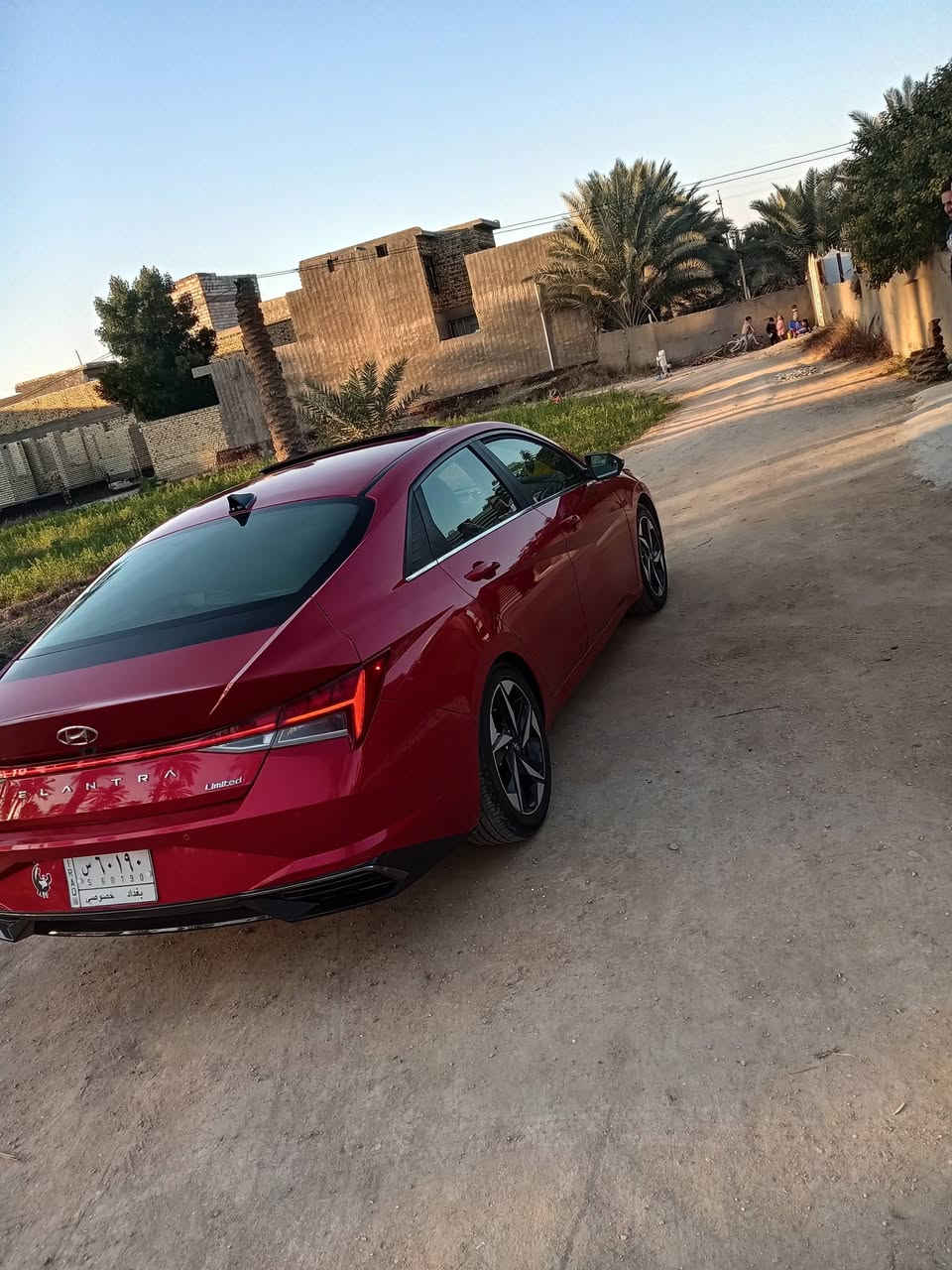 السلام عليكم النتره 2021فول لمتدد لون دم الغزال حادث جاملغ وبنيد رقم بغداد معوقين المواصفات فتحه بصمه لايت لد بكلايت لد لايت 4عدسات  اناره ذكيه شحن لاسلكي  رادار امامي وخلفي وجانبي قياده ذاتيه اوتو هولد توقف ذاتي  كشنات جلد كشن السايق كهربائي تدفئ بل مقاعد تبريد منفصل لوحت تحكم دجتل  نظام ترحيب عند الاقتراب  جنطه تنفتح تلقائي عند الاقتراب  تشغيل عن بعد اناره داخليه سبع الوان السياره فول الفول داخل لونين جلد وقماش ماشيه 38مكاني بابل بيع او مراوس للاستفسار *********** الشعر 150بيها مجال بسيط
