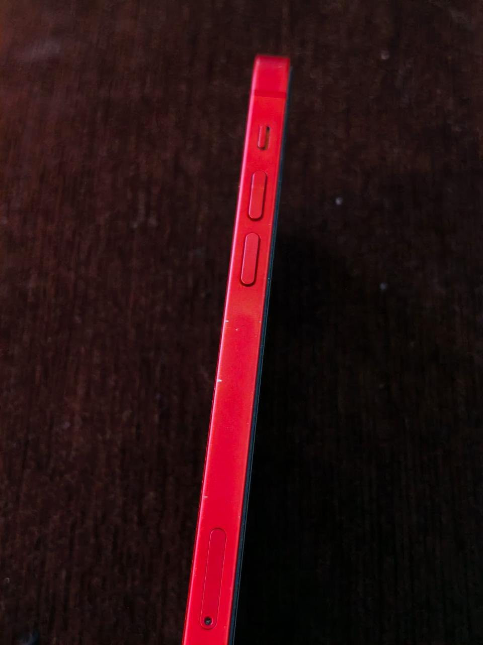 جهاز البيع ايفون12عادي كفاله عامه بطاريه 80سعر375 بيه مجال قليل ***********
