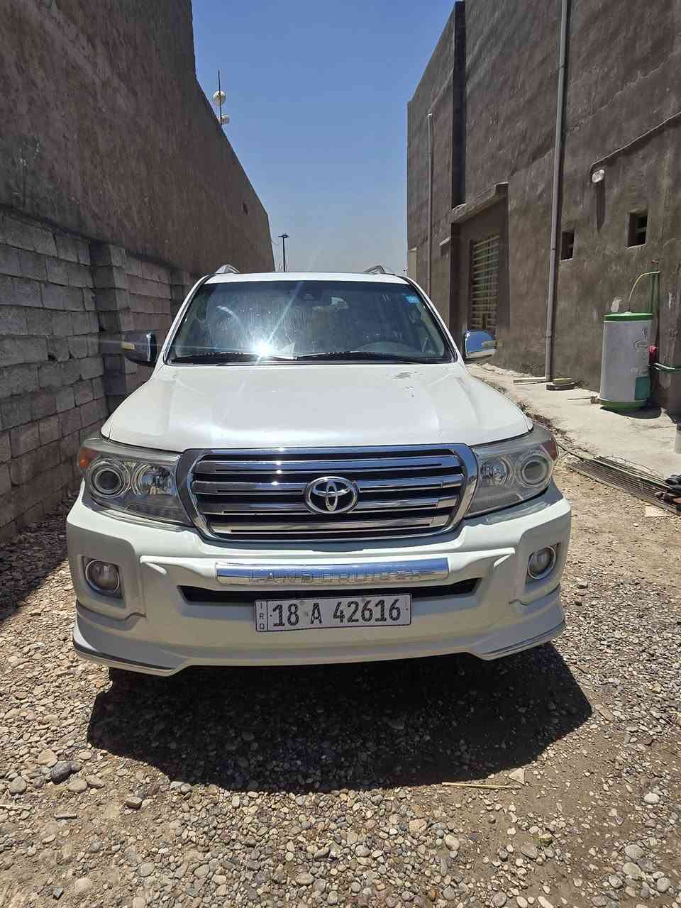 جكسارة للبيع
 مديل ٢٠١٠
 مكفولة عامة
 ماشية ١٦٥
***********
مكان بغداد
