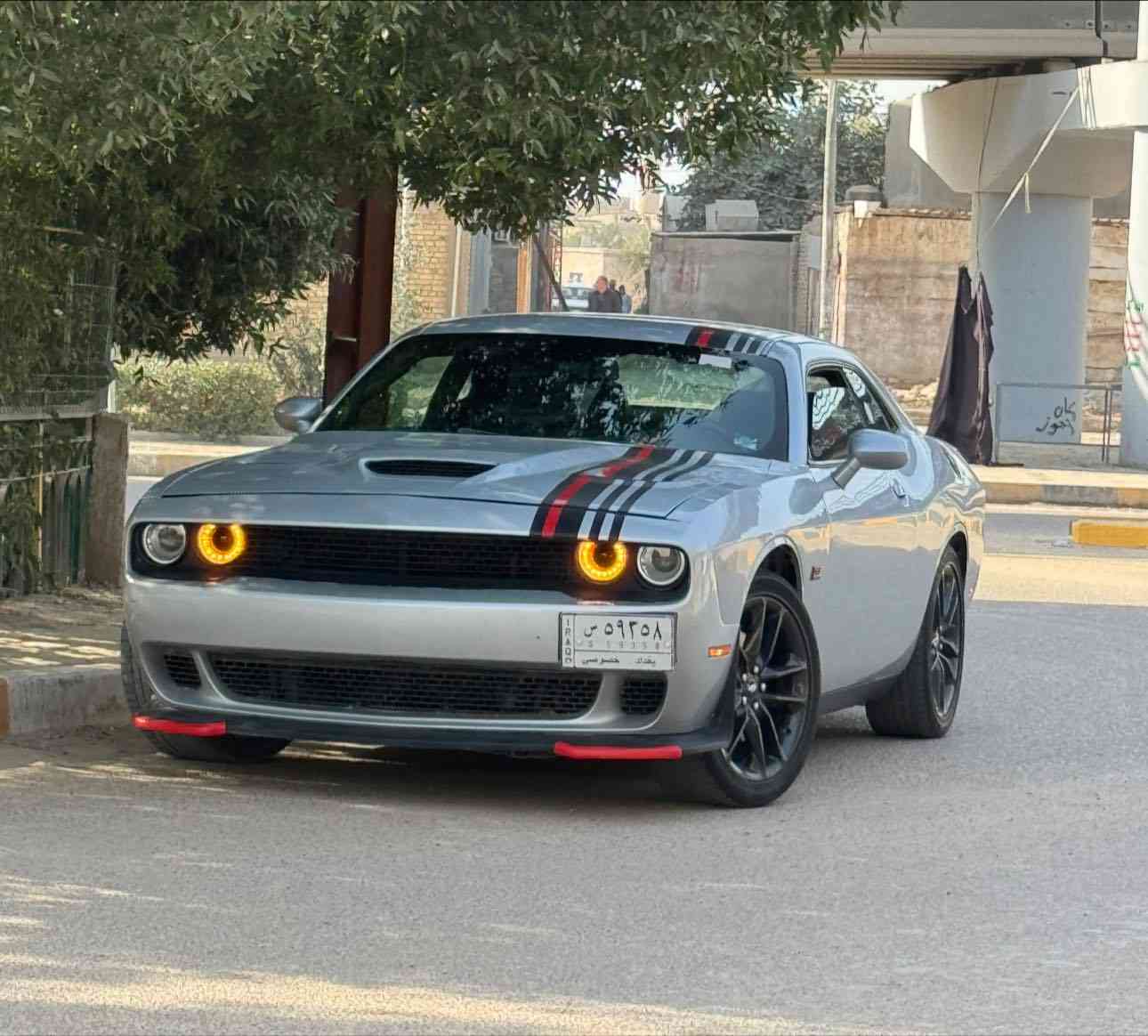 من رخصه الادمن المحترم❤️السلام عليكم
حبايب دوج جالنجر موديل ٢٠٢١ السياره جديددده بمععنه الكلمه ريحه الشركه بيها
ماشيه ٣٠ الف 
المحرك ٣٦٠٠ 
كير مكينه كفاله عامه برغي ممفتوح بيهن
تبريد ثلج
حداديتها جديده شرط مال الشركه
حجرات البيئه موجوده 
ولاكلوب مشتغل بلدشبول شرررط
فور ويل
مواصفاتها تشغيل عن بعد
شفتات ستيرن
سستم صوت سماعت الباين 
حساسات خلفيه
السياره حادثها جاملغ وبنيد جهت صدر وشويه من باب صدر منزله بلمنشور الحادث
شررط الشووواصي طخه مابيهن كفاله عامه حته راديترات بلاديه
بيها صبغ جاملغ وبنيد ونص باب صدر
السياره جاهزه ع اخر حبايه وكلش ناااعمه تراي زيرو
رقم بغداد مشروع وطني ثاني يوم احولك
السعر ١٤٥ وبيها مجال للشراي وسعرها مناسب
والسيا ه مال جناي وبالعافيه ع الياخذها
للاتصال ***********
