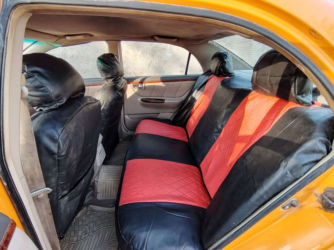 سلام عليكم جيلي موبل مديل 11
رقم بابل بـ اسمي

مكينه 1800

 عوزه ترتيب بسيط 

السعر 33 ورقة وبيها مجال 
مكاني القاسم 
***********
