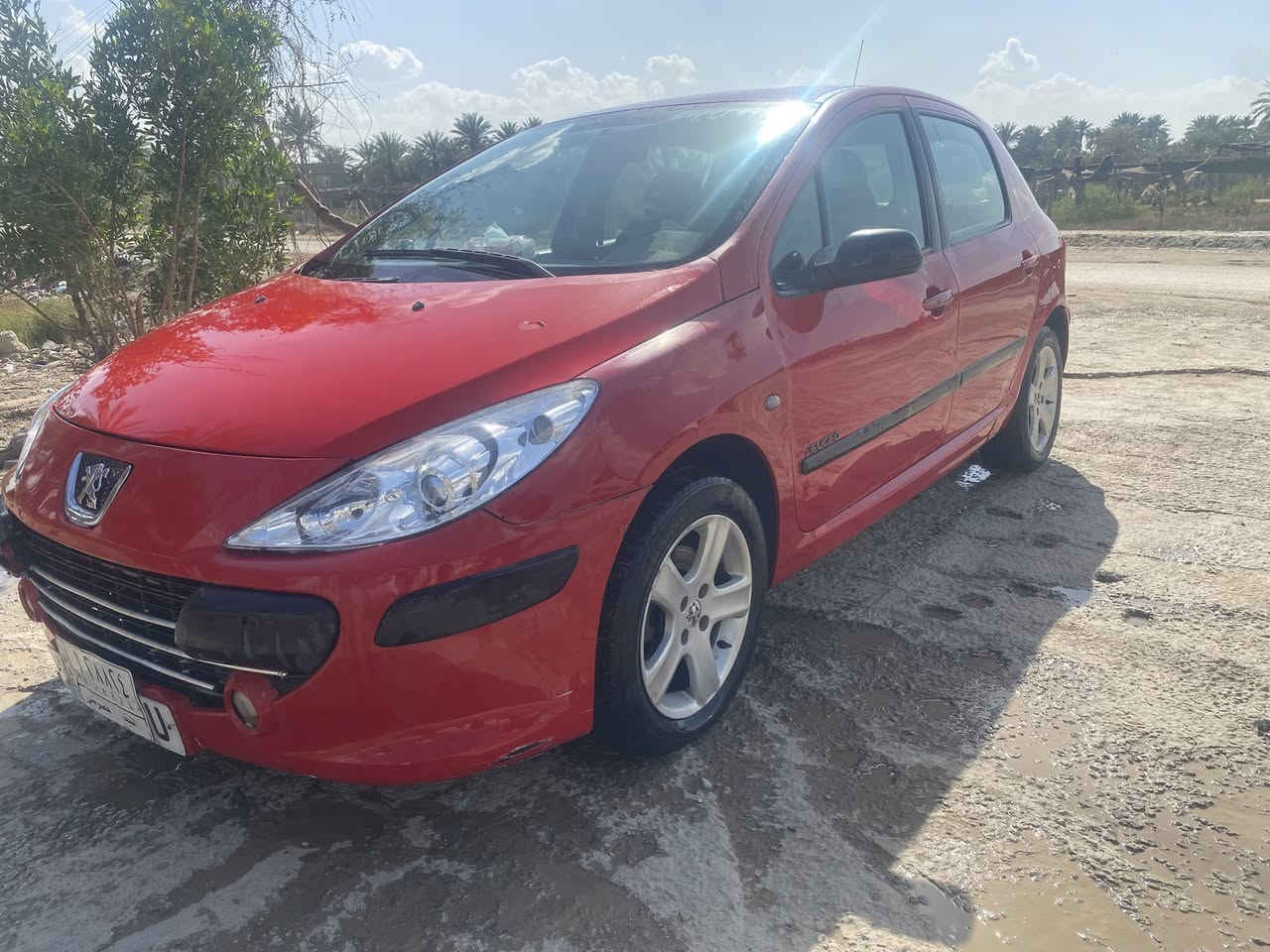 بيجو 307موديل 2006 كيرمحرك تخم تاير صدرجديد مكفولة من ضربة وتبديل سيارة جاهزة سعر48وبي مجال ***********
