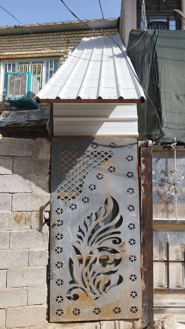 درج حديد ١٥بايه للبيع وياء سقفيه وباب ***********بغداد حي الجهاد
