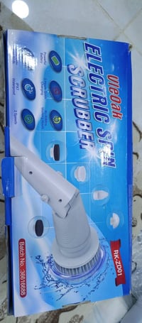 فرشاة كهربائية • لاسلكية • تنظيف سيارات