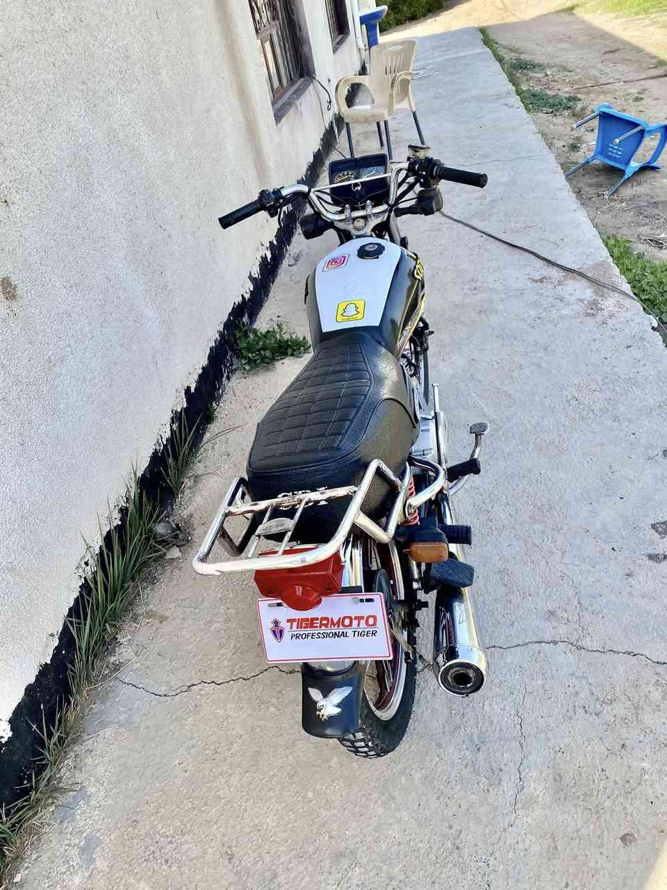 اعاده النشر بسبب الوعود الكاذبه ياخي ما تشتري لا تواعد سلام عليكم سيفان موديل 22كفاله عامه محرك ما مفتوح بعده بلاد كهربائيات كله شغاله تايرات جدد سلف أوراق اصولي كوت مو بغداد سعر 525 وبيه مجال مكاني صويره عداله ***********
