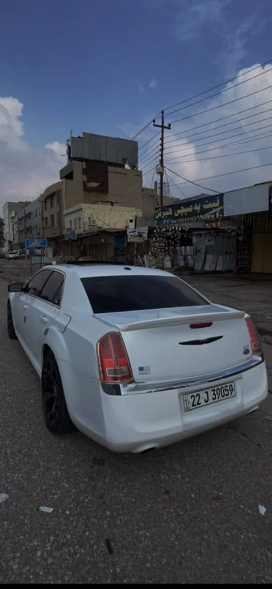 بسم الله الرحمن الرحيم
للبيع اوباما موديل ٢٠١٣  S محدث ٢٠١٧ رقم اربيل  به قطعه ونص صبغ  سيارة جاهزة وغير متعوب رقم وسنويا جديدة

السعر / ١٨٠$ وبه مجال

مكان سيارة / اربيل شارع ١٠٠ مترى
للتواصل والسعر الاتصال / *********** + واتساب + فايبر
