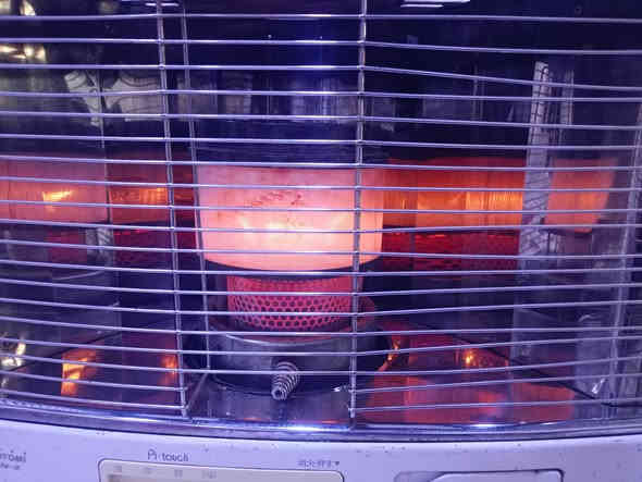 صوبة للبيع شرط النظافة والشغل كل عيب مابيها نظيفة ريحة غاز مابيها ابداً مال بيت السعر 65 وبيها مجال ***********
