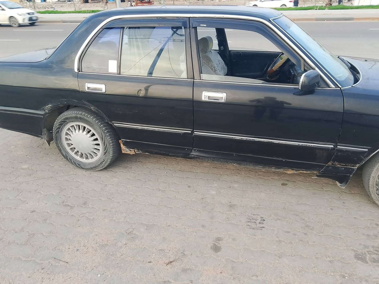 لسلام عليكم سيارة أرنب للبيع مديل 95 مكفولة من الكص والنقل جثة مكينة 2500  فنر بلاد أكسل 3 قطع مكينة وگير وتبريد كفالة وحدادية جيدة  السيارة مصبوغة عام  بيها خياس بالهلالات راعيها يريد تحويل السعر 48 وبيها مجال قليل العنوان البصرة ***********
