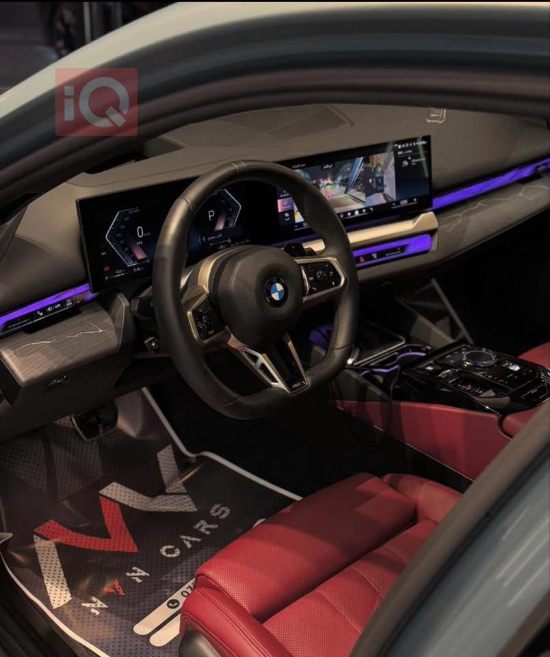 سلام عليكم
520 عروش  ماشية اقل ال 13000 السيارة طلب خاص 
سعرها 58000  بيها مجال بسيط 
***********
