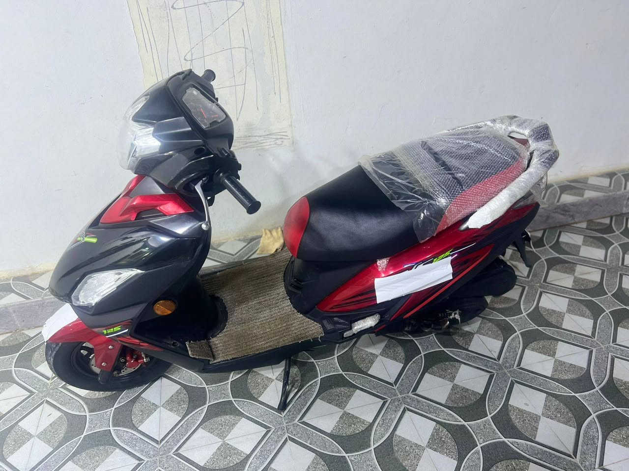 سلام عليكم هاوجي مسجل وكامل وسنويه موديل 2020 شرط المكينه ما ممدوده عليه سبانه تاخد منه نعومه  وشلعه كوله شغال نكره صلف ماطور مال واحد جناي بس متوازي عله فلوس سعره 13 ونص وبي مجال حك جيه مكاني خمسه كيلو ول مو شراي ليتعبني ويا ***********
