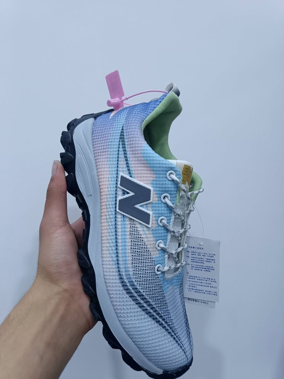 سعر القطعة 13,000
سعر القطعتين 25,000
سعر3قطع ب38,000
سعر 4 قطع 50,000
سعر 5قطع ب60,000
القياسات (من41الى45)
الموديل فول خفيف وطبي 
الطركة فوم طبي 
يوجد توصيل لكل محافظات العراق 
3,000 لفترة محدودة 
الكمية قليلة 
كل الي عليك تراسلني وتكتبلي القياس الي تلبسة وادزلك الالوان الموجودة بقياسك 
العنوان : الانبار_ الصقلاوية _ الشهداء الثانية 
للتواصل 
***********
