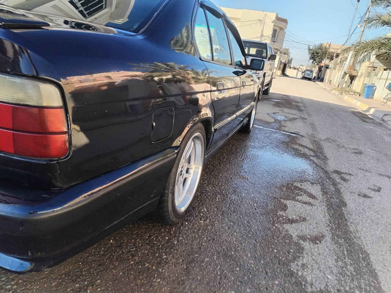 بي ام موديل ٩١ لون نيلي رقم كركوك الجديد باسمنه. كير اوتو مكينة صقر ٢٨ تبريد تدفئه شغالات تخم تاير جديد باتري جديد صبغ عام القماره فقط واكعه عليها سقيفه مو كلها شرط بدون تكم.. مكانها ديالي المقدادية
رقم الهاتف ***********
