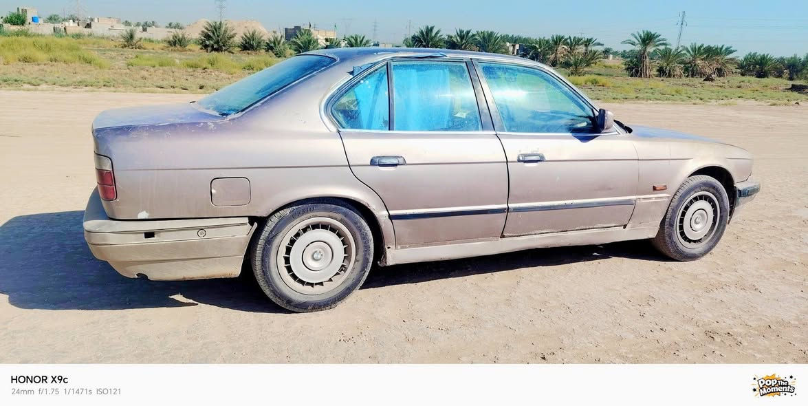 السلام عليكم ورحمة بيم للبيع موديل 89 كير عاد محرك وكيل خيرمن الله تبريد شغال ثلج  سعرالسياره 30 وبيهه مجال حك الجيه مكلف بل نشر رقم صاحب السياره *********** محرك امسكر فانوس مكان بابل
