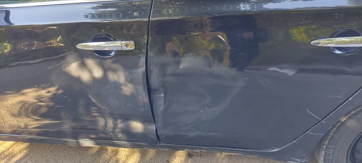 نيسان سنترا 2019 أمريكي
محرك 1800 المرغوب 
ماشية 140mil 
شاشة كبيرة اندرويد 
كامرة خلفية 
شاشة اعطال 
تحكمات ستيرن
يدات نيكل 
تخم تاير جديد 
محرك كير كهربائيات كله شركة 
رافق صور الحادث + سونار
وبيهه طخه بين بابين موضحه بصوره
رقم بغداد دولي هزه جديده تحويل مباشر
مكانه بغداد حي العامل السعر 77$
***********
