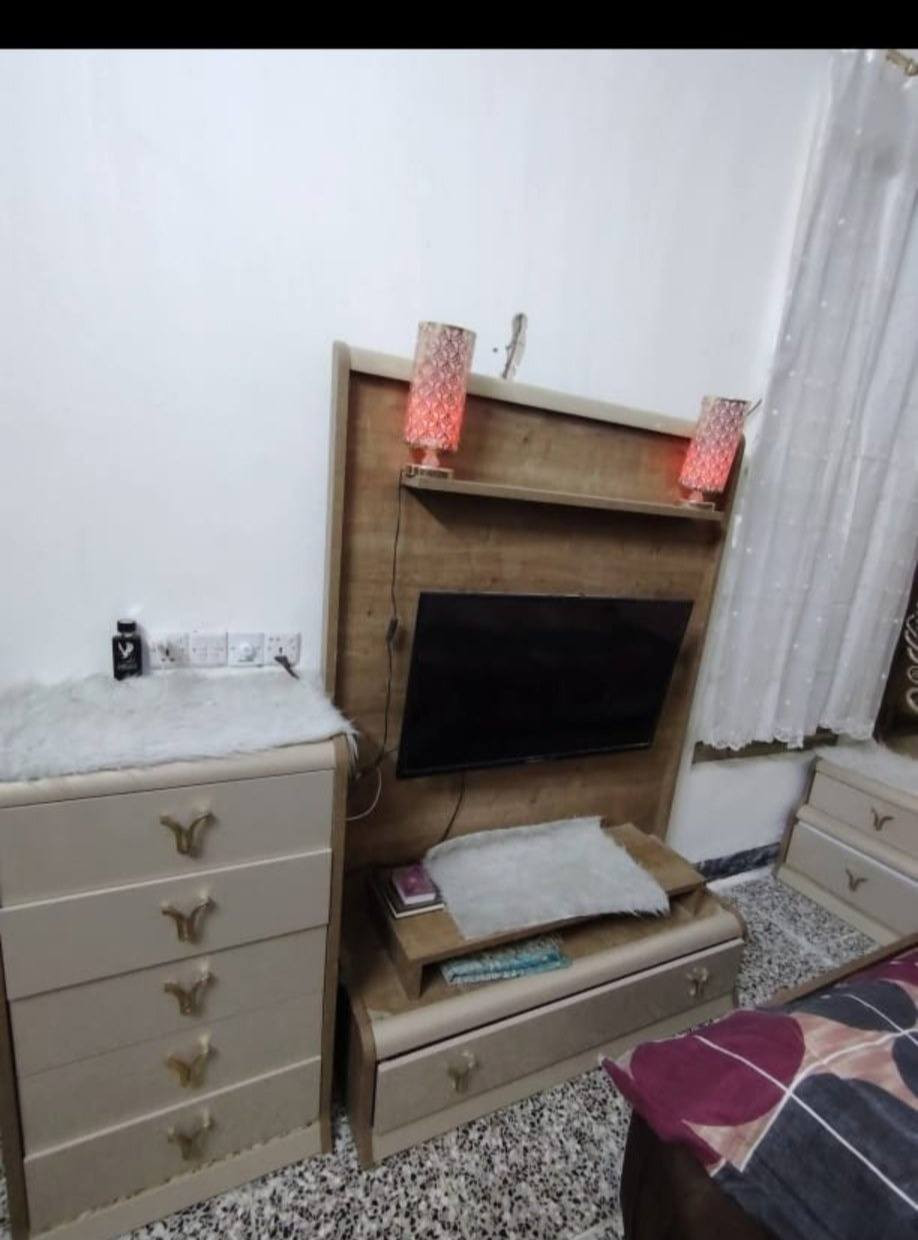 غرفه النوم لل بيع 
سعر ٥٥٠ بيهه مجال بسيط
كلش ضخمه ونضيفه
اضراهه بسيطه

عنوان بغداد ابو غريب شهداء
رقم وتساب فقط
*********** 
+964 750 091 1344
