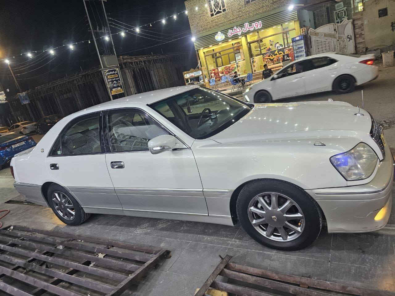 ملكه حاوية 3 دكم كرستال اصل مكفوله من الكص بصمه لاندكروز تشغيل عن بعد ستيرن كهربائي تحوير نجف فول موصفات شاشات بالكشنات الخلفية ويل نجمة تبريد حدادية كير مكينة كفالة ما تخسر عليه الف دينار السعر 60 قفل مكان ناصريه مركز
للاستفسار ***********
