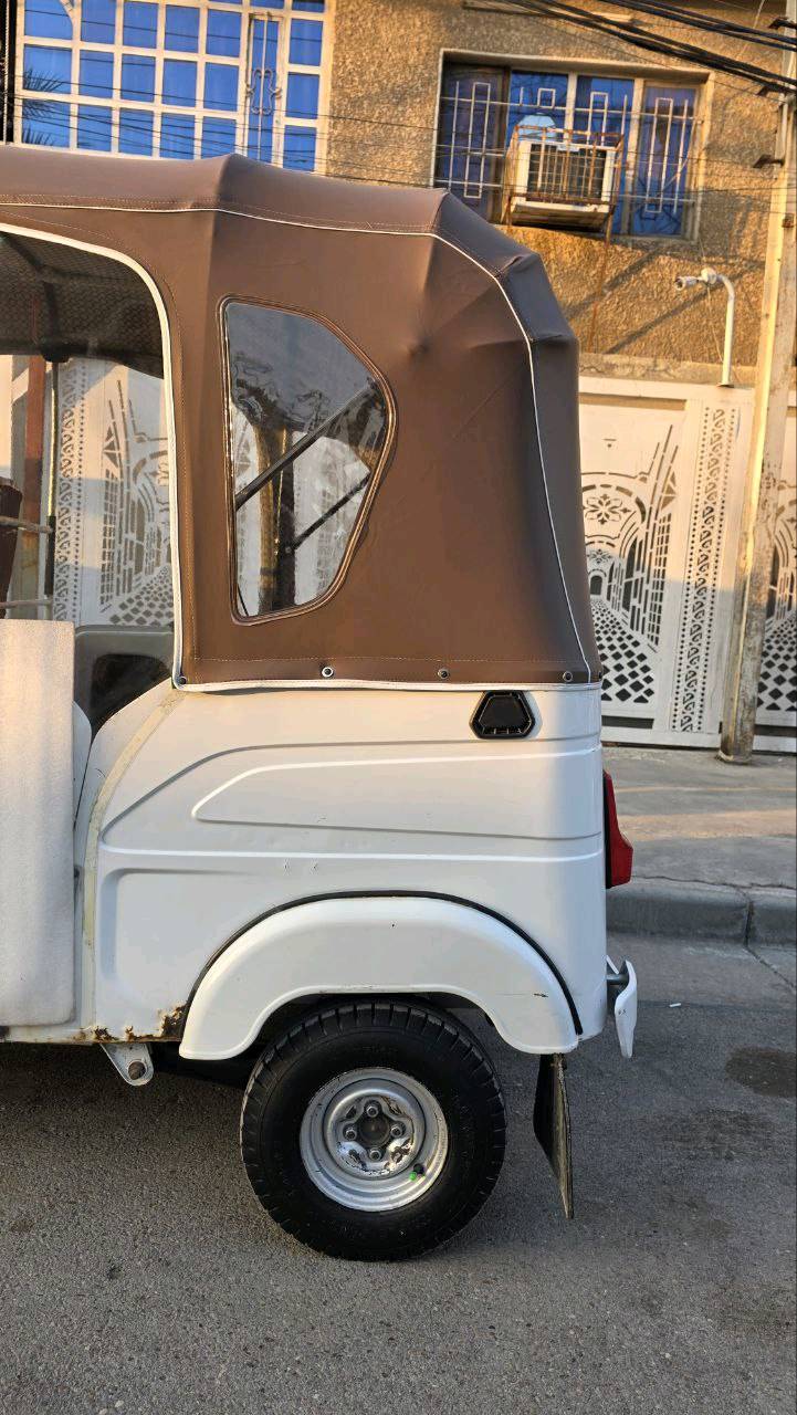 يا الله، يا رزاق..
أعرضلكم هالتكتك المعدلة، وما شاء الله تكتك خير من لله مكفول كفاله علمه عده هل خياس الموضح مال جاملغات غيرهن اكفلك التكتك من الدعاميه للدعاميه تكتك.نظيفة نظافة مال قناعة، ومثل ما موضح قدامكم بالصور، الوجهية والترتيب يحجن عنها وما يحتاج أسولف هواي.التكتك واكفة وقفة حلوة ومرتبة، وصايرة لقمة طيبة للي يدور رزق حلال وتكتك تعينه وتبيض وجهه.
​من الأخير: التكتك مال قاني، والشراي الحوك اللي يدور نظافة وراحة بال يتصل وما نقصر وياه، والشراي "يتدلل" وعيوني إله.
♤♤♤♤♤♤♤♤♤♤♤♤♤♤♤♤♤♤♤♤♤
للاستفسار والتواصل📞 [***********]