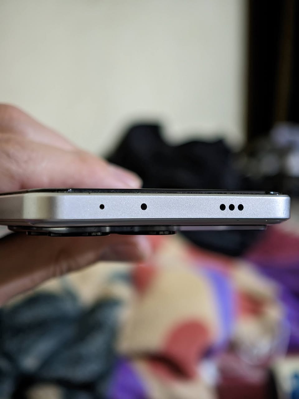 poco x6 pro للبيع
نظافة 100% اي خدش ماكو
عالمي دبل سيم كارت
معالج dimensity 8300 ultra خارق للألعاب
pubg 120 فريم
شاشة 2k
وتصويره بالنسبة لسعره فول
ذاكرة 512 رام 12 غيغا وممكن توسيع ل 20
غيغا
الملحقات كفرين + الشاحن الأصلي wat 67
أندرويد 14
كاميرات 64 أساسية 16 أمامية
تواجد /ميسان/العمارة/بعواشة لا يوجد توصيل
فحص شامل عند اي محل تريده


**إذا كنت صاحب هذا الإعلان وتريد حذفه لأي سبب، رجاءا أرسل رسالة إلى الدعم الفني**