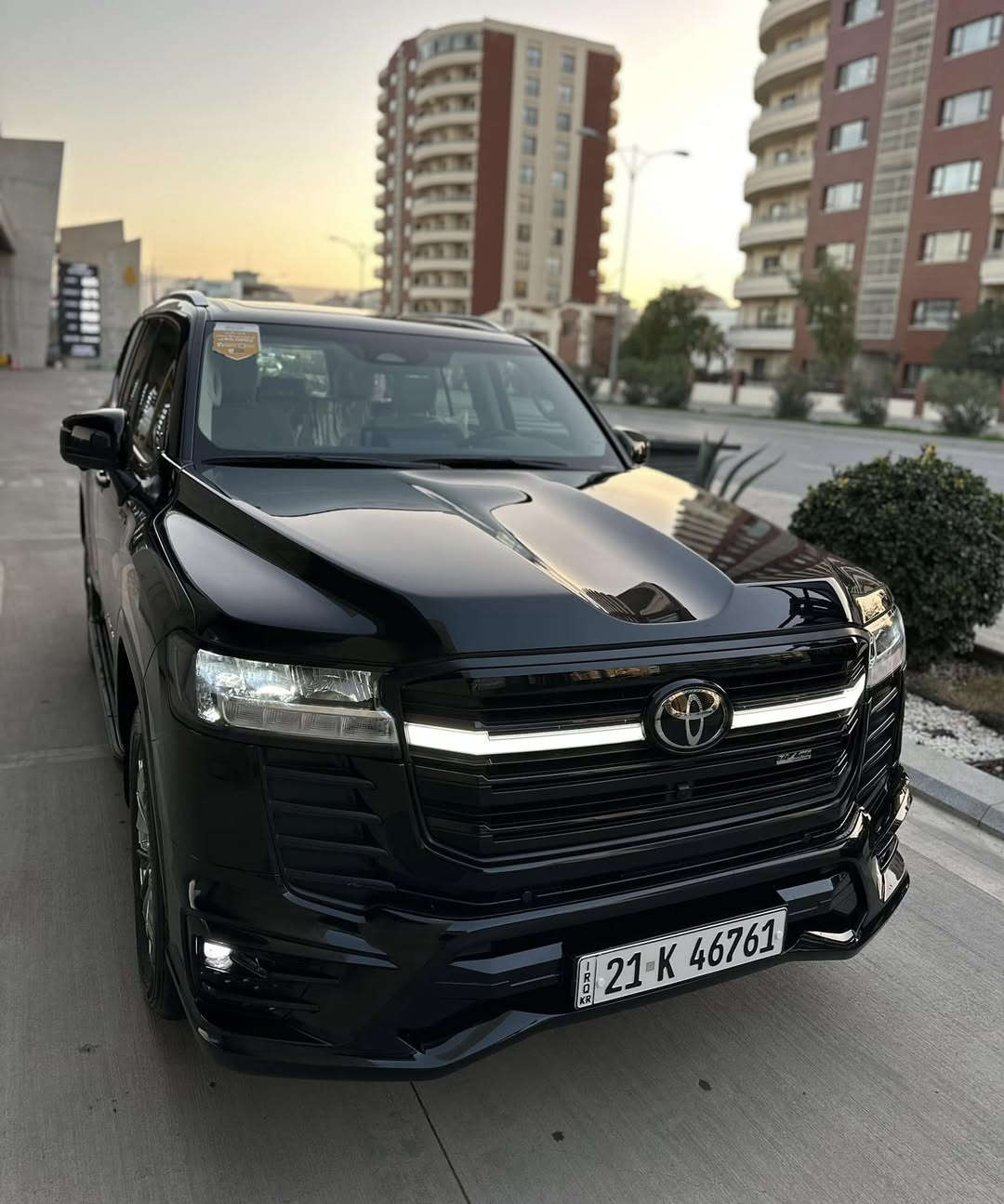 سلام عليكم لاندكروز 2025 لمتد S فول مواصفات بلاك ايدشن اعلى فئه ماشيه الف يعني بعدها زيرو شركة ساز بصمه سلايد كشنات كهرباء ٥ كامرات رادارات ٣ شاشات دواخل لد ترحيب لاندكروز دوسات وبيبان ٢ كشن كهرباء ومساج شاحن وايرليس شاشه كبيره شاشه ديجتال بريك بصمه صندوق كهربائي لايتات كهربائي لدات امامي وخلفي وبعد بيها هواي مواصفات السعر 805 بي مجال بسيط مكان السياره السليمانيه ***********
