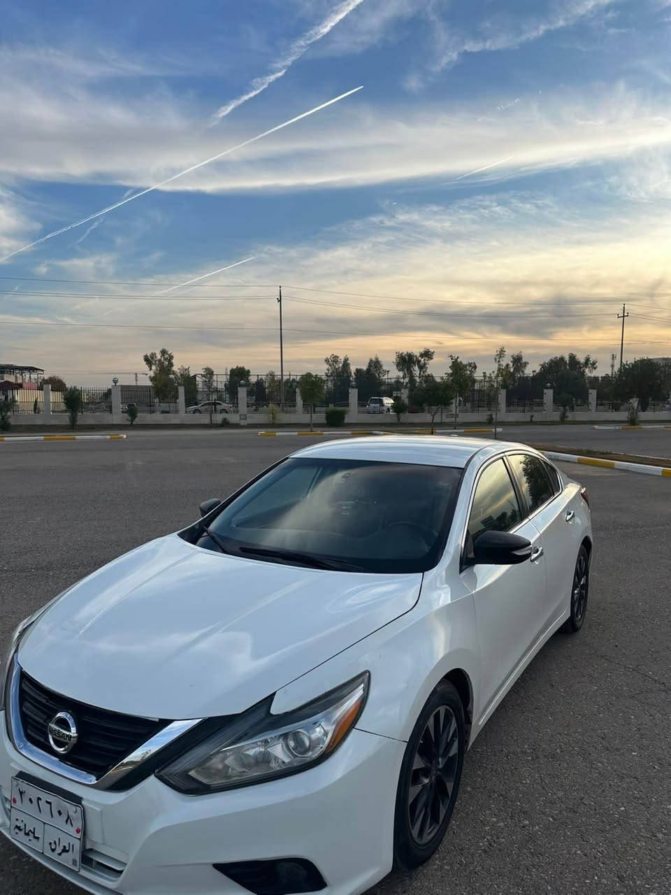 سلاو رێز نیسان ئالتیما مۆدێل ٢٠١٨ فول مواصەفات SL تەنها سلاید نیە کوشن جلد و هیتەر و کارەبایی و سوکان هیتەر جام ئۆتۆ دەرگا بەسمە شەخال ئاوێنە ئیشارەت و رادار و تەبرید مەرکەزیو ئۆتۆیە سەماعە بۆس وە زۆر مواسەفاتی تر   ٣ پارچةي پيشي بؤياغة دوو جاملغ و بؤنيد ئيرباكي تةنها سوكان سيستةمة بةطانةي لاي سايةق كةميك بؤياغة شانصي نةگرتوة بةشةرت يةك تةعديلي بچوك لة چاملغي لاي سايةق پشتةوة هةية …. هةموو تةفاسيلةكانم نوسيوة لةوة زيتار هيجي تري نية سةيارةكة زور جائزة و مةصروفي نية تاخم تايةي نويية و سپي سةدةفة زؤر نمونةية 
نرخي زور مناسبة و مةجاليكي كةمي تيداية 
*********** ئةوة ژمارةي خاوةني سةيارةية بؤ هةر پسيار و پيشنيياريك
سوپاس 

1N4AL3AP1JC192799 أربيل, العراق
