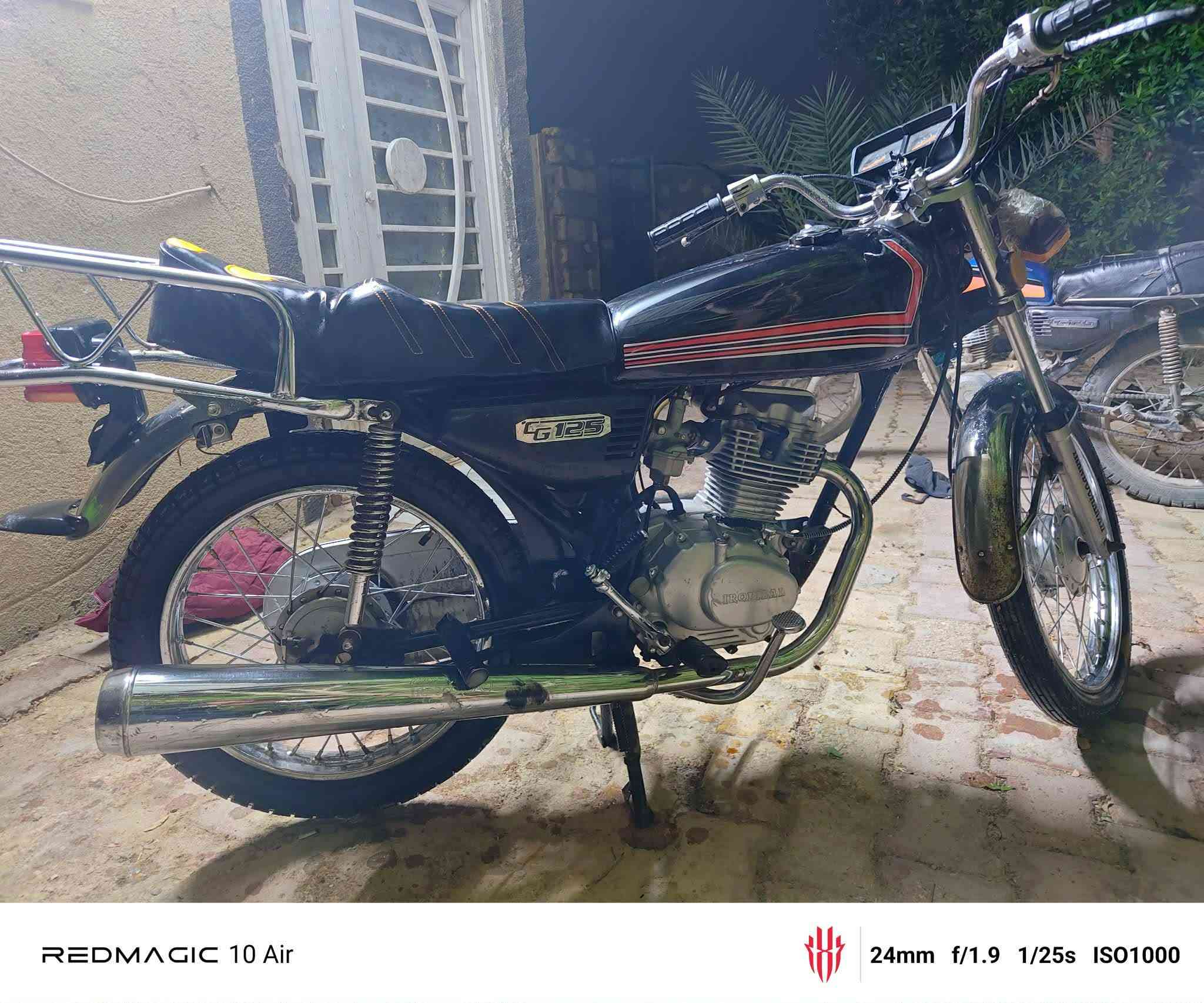 سلام عليكم إيراني للبيع أوراق اصولي موديل 2019 سعرها 550 وبيه مجال مكان كربلاء مكلف بل نشر هاذه رقم راعيها للستفسار 0785 821 2738
