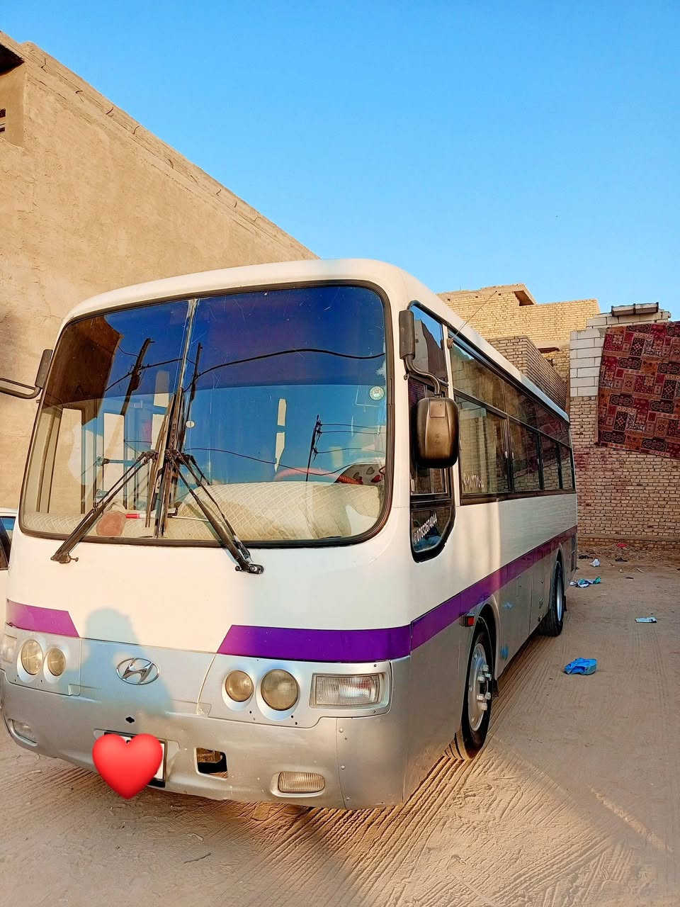 السلام عليكم هونداي كوستر للبيع موديل 2004 سنويه جديده رقم اربيل شمالي تبريد جديد تخم تاير حداديه جديده كهربائيات كلها شغاله 33 نفر مكان السياره الديوانيه السعر خاص رقم الموبايل(***********)📲
