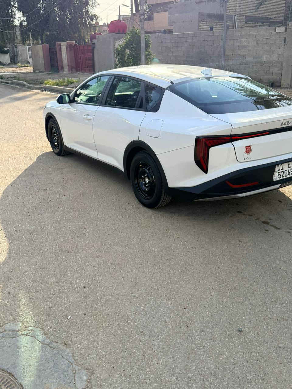 سلام عليكم كي فور مديل 2025حادثهه بيها بيند صبغ خشم جاملغ بارد بدون دوخل بدوت تبديل لبيل واحد بدون ايربياك ماشيه 2000 نص فول السياره جديده بمعنه الكلامه
اخوان مكلف بل نشر ما متواجد عل نت‭0777 501 5652‬
