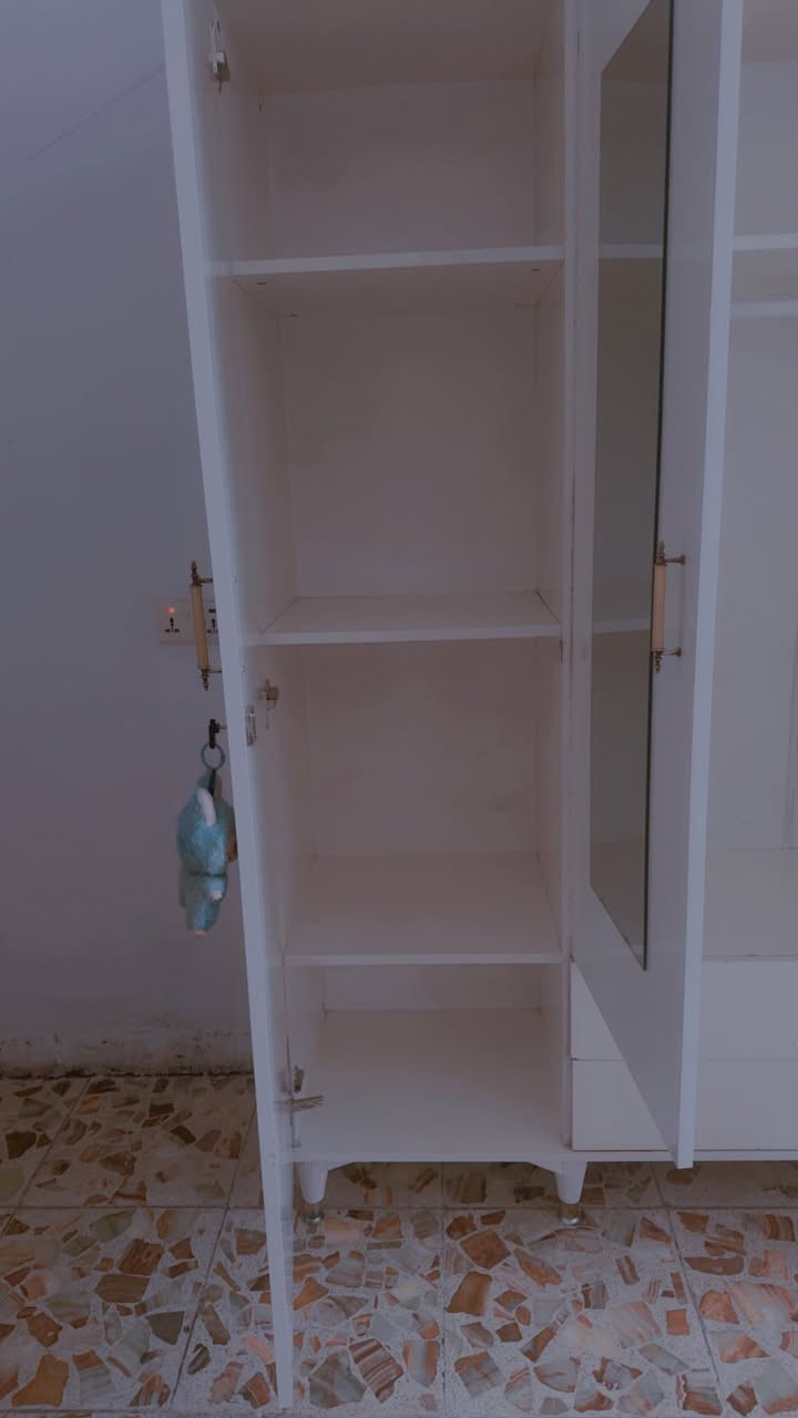 السلام عليكم أغراض للبيع كنتور تركي تكمه 4 باب 200 جربايه طفل حديد مع دوشك 40 جرابي عدد 2 مع دواشك وحده 25 الف قنفه مقعدين اخت جديده 60 عنوان بغداد السيديه


**إذا كنت صاحب هذا الإعلان وتريد حذفه لأي سبب، رجاءا أرسل رسالة إلى الدعم الفني**