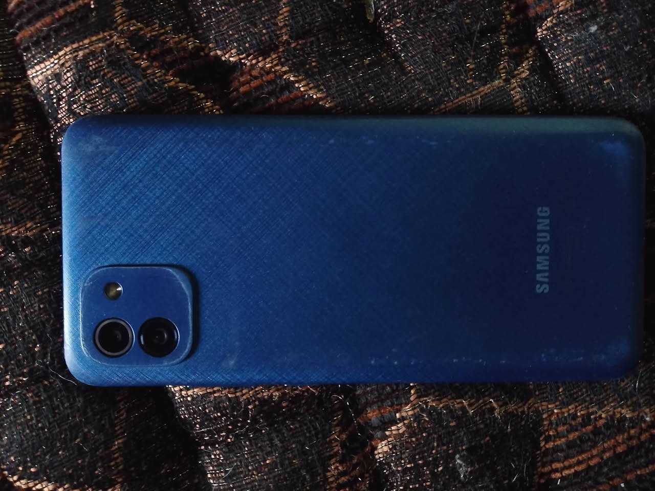 @إشارة موبايل سامسونج a03 ذاكرة 64 رام4تحديث2026يدعم بيس ببجي 40فريم شاشتو امبدلةو تعبانة شوي السعر خاص مو شراي لا تعامل خاص مفتوح وهاذا رقمي📲*********** مكاني قرية اجحله
