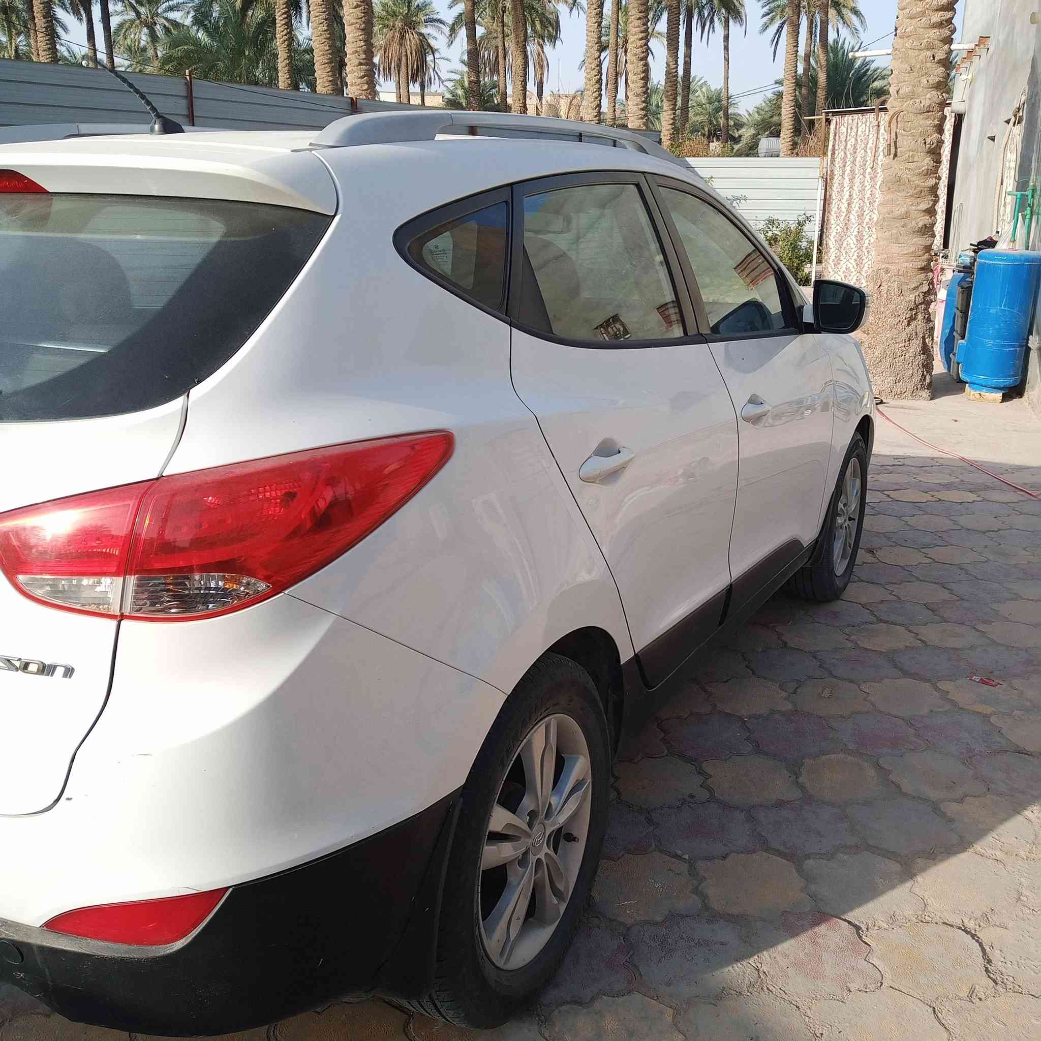 هونداي توسان
الموديل ٢٠١٢
وارد خليجي بدون حادث او صبغ 
ماشيه ٢٩٠ 
كير ومكينه ممفتوحات
تبريد تدفئه 
رقم بابل
مواصفات 
اشاير بلمري 
تحكم ستيرن 
جام اوتو 
السعر ١٣٥ وبيهه مجال للتواصل 
*********** بي واتساب
