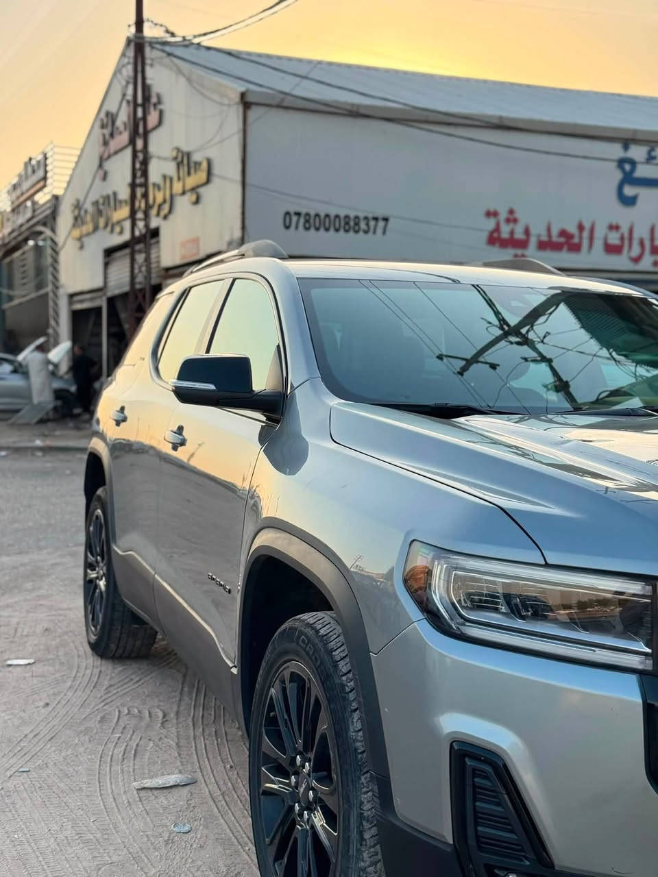السلام عليكم ورحمة الله وبركاته
مكان السياره النجف الاشرف 

جمسي اكاديا موديل 2023 SLE

كشنات مخمل منفصل 

رادار امامي خلفي 

اشاير بلمري 

كشن السائق كهرباء +تدفئه كشنات 

كامرا وسطيه 

جنطه كهرباء 

شاشه كبيره 

تشغيل عن بعد 

محرك 2000 توربو 

كامرا خلفيه 

وباقي المواصفات المعروفه 

صور الحادث راسلني مرفقه بلمنشور 3 قطع وقطعتين بارد 

***********

متوازي على بيعتها 

السعر السابق 205 

السعر الحالي 190
