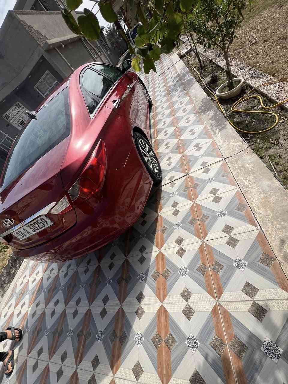 السلام عليكم 
سوناتا 2012 امريكي بيه جاملغ وبنيد وجاملغ خلفي بدون دواخل شرط 
كله ليبل واحد بدون تبديل 
داخل بيجي رقم بابل دولي سنويه وهزه جاهزه
تخم تاير حداديه 
داخل بيجي بيه شويه شخوط بسيطه 
السعر 98 وبيه مجال 
مكاني بابل 
للاستفسار الاتصال بالرقم ***********
