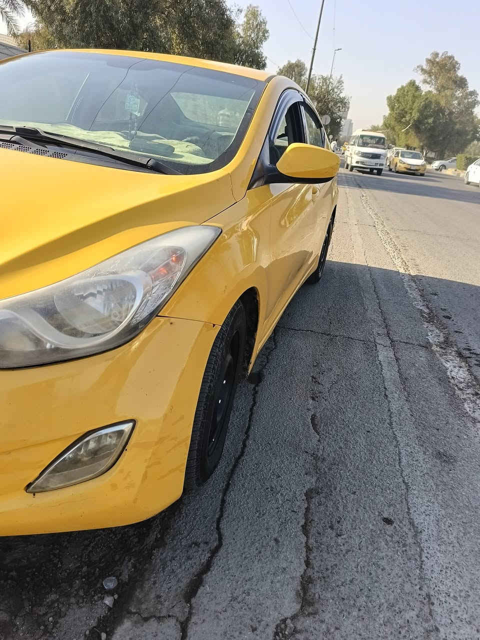 سلام عليكم 
النترا 2013 امريكي رقم مشروع وطني  تحويل مباشر السنويه نافذه 
كير و مكينه  1800 خير من الله لا تبخير ولا تنقيص 
صدر امامي خلفي نضيف 
تدفئه شغال + تبريد ثلج راديتر ومروحه جديد 
السياره خير من الله مال شغل كبل للشارع 
حادثه بامريكه جاملغ ايمن وبيه تعمير بالغد الايمن نفسه والباقيه موضح بالسونار 
مكان بغداد الشعب 
سعر 98 وبيه مجال تجي وتدلل 
رقم 
***********
مكلف بالنشر
